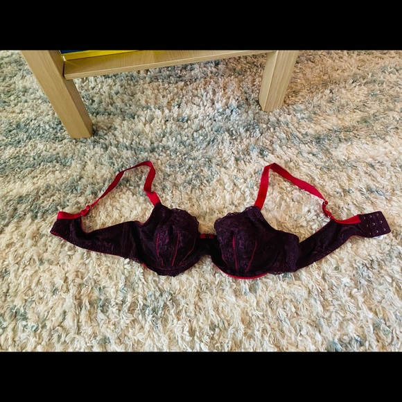 Lace Adore me Womens bra size 40C(underwire ) - Picture 1 of 5